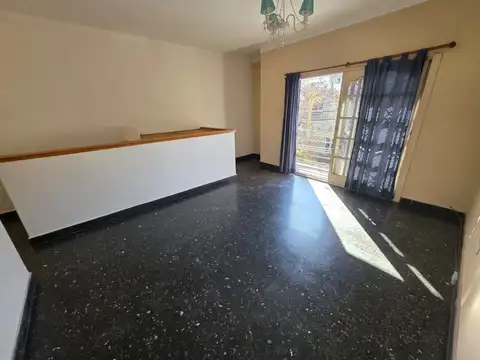 Departamento en Alquiler en Haedo, $ 800.000