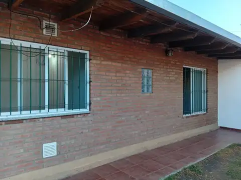 Alquiler | Casa Interna | 1 Dormitorio | Capitán Bermúdez | Barrio Centro
