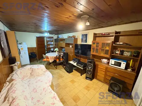 Casa 3 ambientes con 2 baños