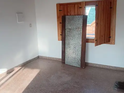 Depto Tipo Casa en Alquiler de 2 dormitorios