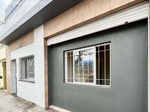 INTENDENTE RAMÓN F. E. LANDÍN al 2800