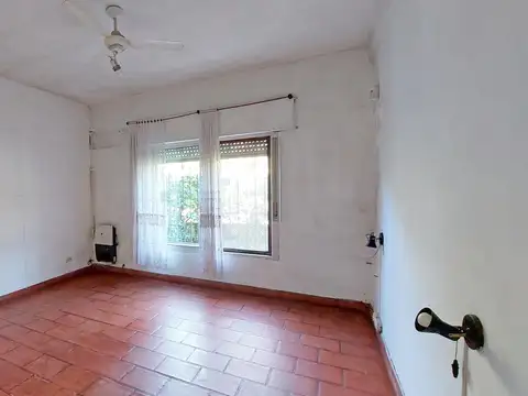Casa en Venta en Don Torcuato, USD 160.000