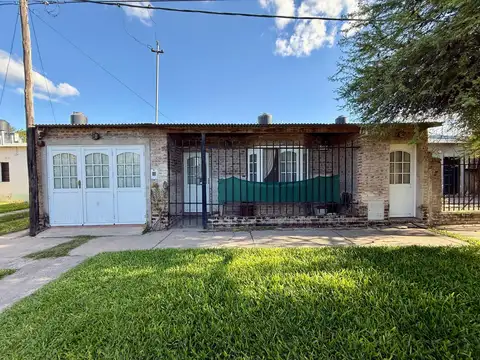 CASA DE 3 DORMITORIOS EN ZONA NORTE
