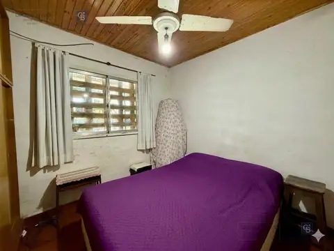 Casa 5 ambientes con 1 baño