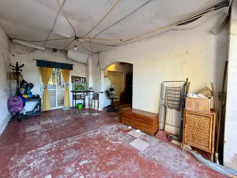 Casa 5 ambientes con 1 baño