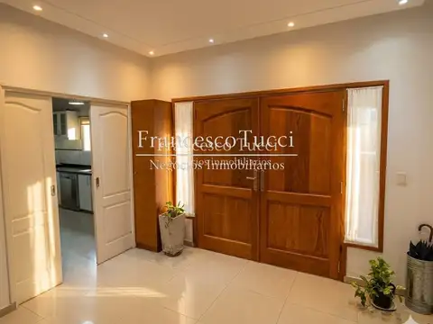 Casa en Venta en Santa Ana, USD 320.000