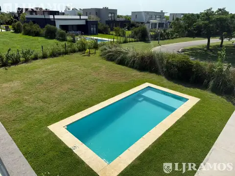 Casa en Alquiler en Puertos, USD 1.800