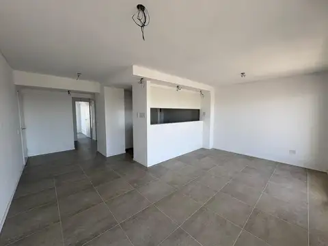 Semipiso de tres dormitorios amenities c cochera en Arroyito