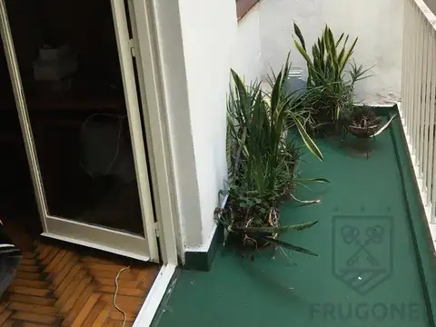 Alquiler - Venta- 3 amb - Balvanera - Bajas expensas - Luminoso- subte linea H y B