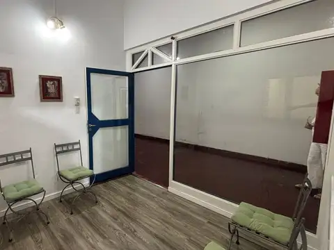 Se alquila LOCAL A 2 CUADRAS  de Plaza - Catamarca