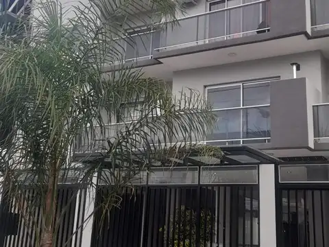 Departamento - Jose León Suarez