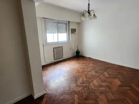 2 ambientes súper luminoso a metros de Rivadavia