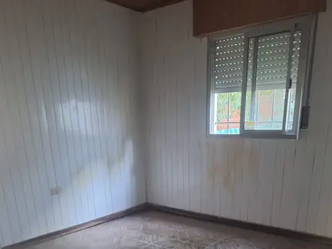 VENDO CASA EN VILLA ELISA
