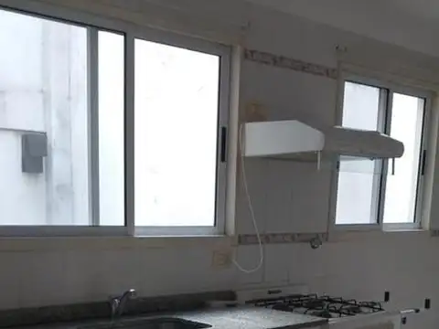 Departamento en Alquiler en Flores, $ 850.000