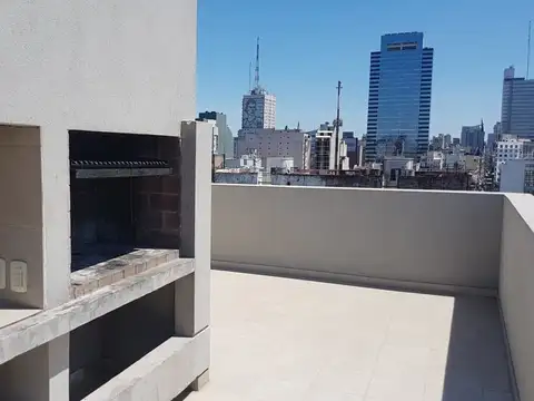 1 AMBIENTE AMPLIO  AL FRENTE CON BALCON Y AMENITIS