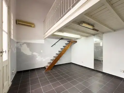 Depto Tipo Casa en Venta de 2 ambientes