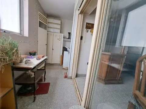 Departamento 4 ambientes con 2 baños