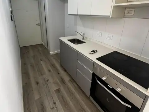 Monoambiente a nuevo, Lateral, Apto Profesional, Amenities!