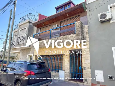 CASA EN VENTA EN LANÚS OESTE | 6 AMBIENTES