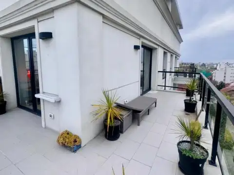 Departamento en alquiler temporario en edificio de categoria