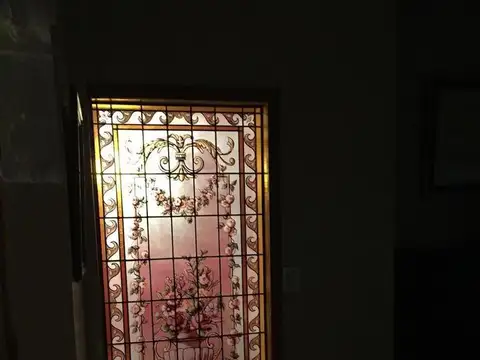 Casa 6 ambientes con 4 baños