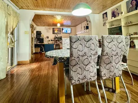 Depto Tipo Casa en Venta 80 años