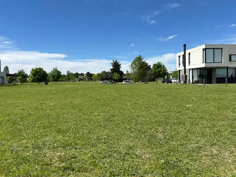Terreno en venta barrio El Campo Fincas Exclusivas Cardales lote 35