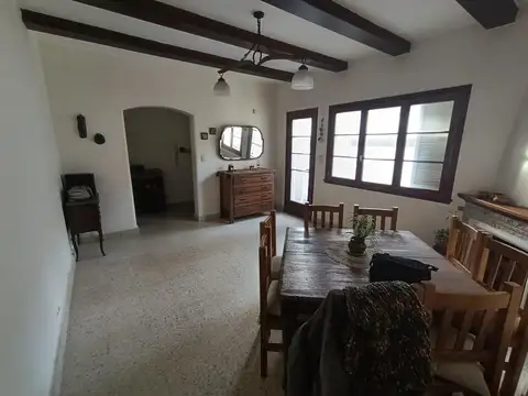 Depto Tipo Casa en Venta de 4 ambientes