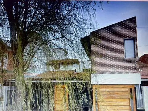 VENTA DE CASA C/PISCINA CLIMATIZADA EN LLAVALLOL