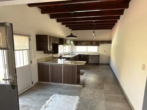Casa en Venta en Pilar, USD 100.000