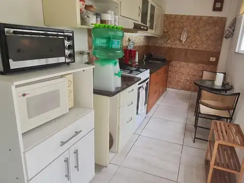 Depto Tipo Casa en Venta con 1 cocheras