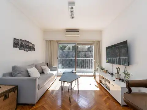 Avenida Coronel Diaz  al 1700