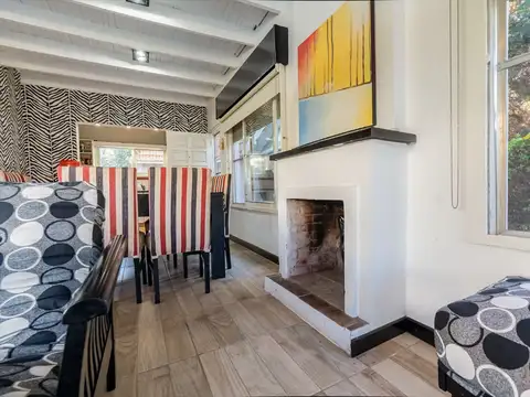 Casa 3 ambientes con 2 baños
