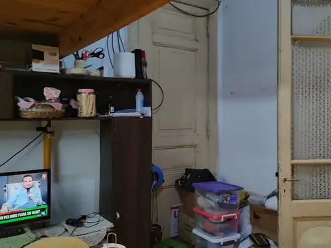 VENDO DEPARTAMENTO TIPO CASA DE 3 AMBIENTES   PATIO Y TERRAZA. PALERMO HOLLYWOOD