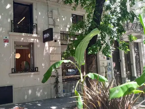 VENDO DEPARTAMENTO TIPO CASA DE 3 AMBIENTES   PATIO Y TERRAZA. PALERMO HOLLYWOOD