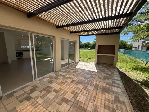 Casa en Venta en Belen De Escobar, USD 128.000