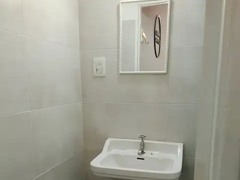 Local en Alquiler en San Antonio de Padua, $ 600.000
