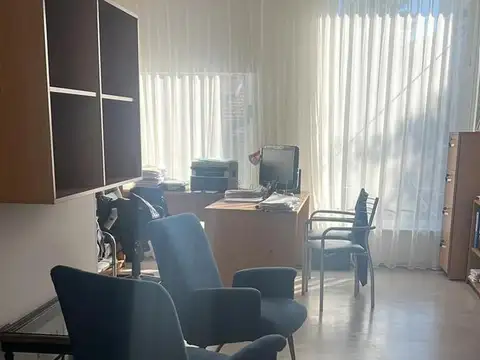Oficina en Alquiler en Colegiales, $ 850.000