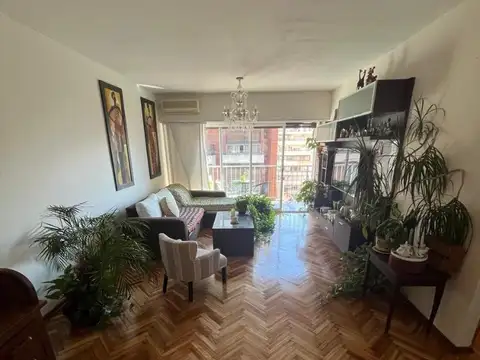 Departamento 4 ambientes con 2 baños
