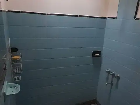 VENTA DE CASA  LOTE PROPIO EN ISIDRO CASANOVA