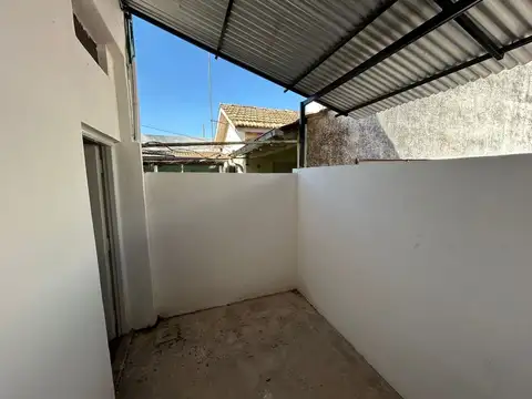 Departamento en Alquiler en Villa de Mayo, $ 500.000