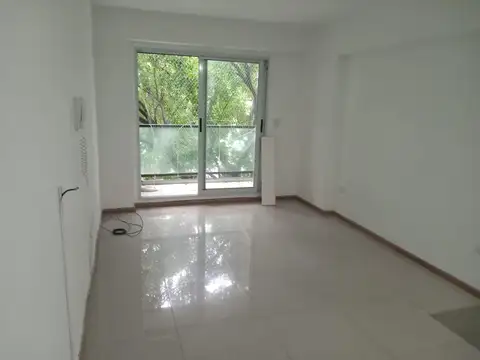 Departamento en Alquiler en Nuestra Señora De Lourdes, $ 300.000