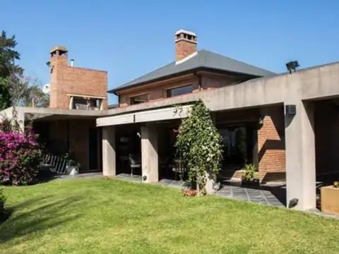 CASA LUMINOSA EN UNA PLANTA CLUB DE CAMPO EL PASO