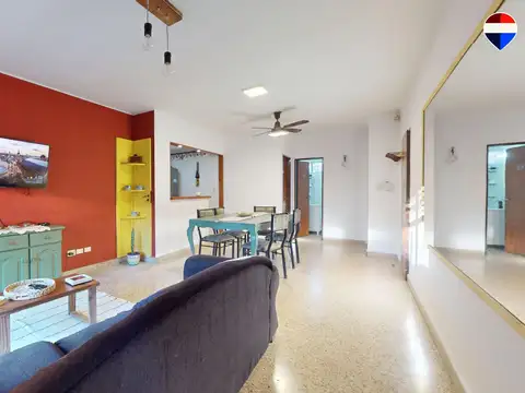 VENTA CASA 3 AMBIENTES EN BANFIELD CON COCHERA