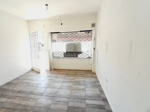 Local en Alquiler en Martinez Fleming / Panamericana, $ 500.000