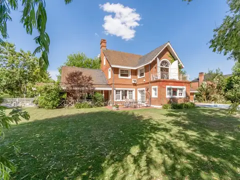 VENTA CASA 7 AMB PILAR APTO CRED - T/PTE DE PAGO