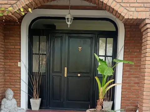 Roberto caamaño 900