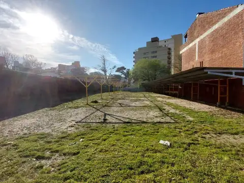 Terreno - Venta - Villa Gesell - Céntrico - Zona Comercial y Vivienda