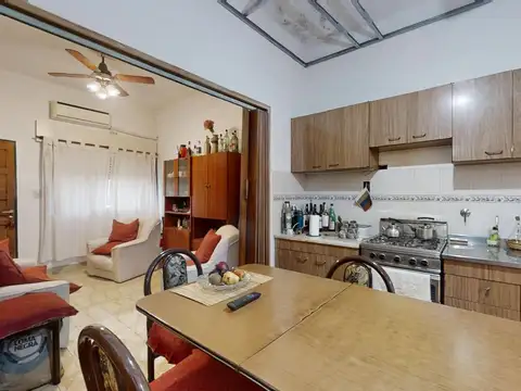 Casa en Venta en Villa Adelina, USD 130.000