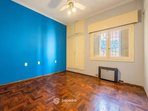 Depto Tipo Casa 6 ambientes con 2 baños
